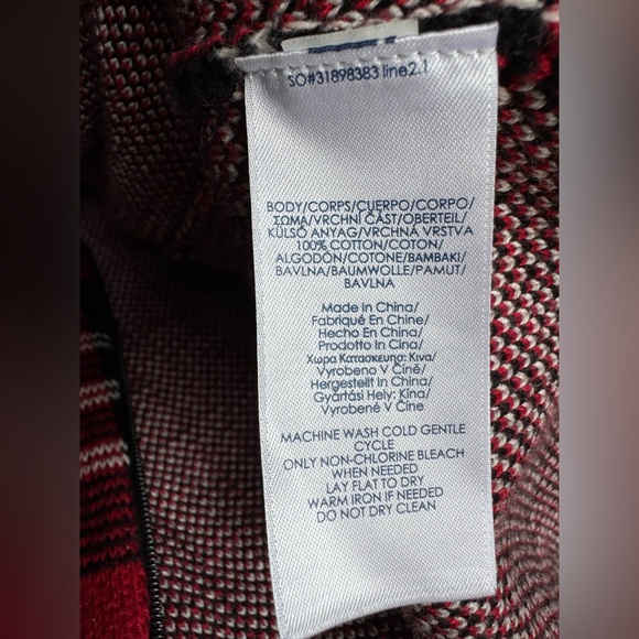 Chaps Red and Black Knit Zip up Vest small EUC - Picture 8 of 8